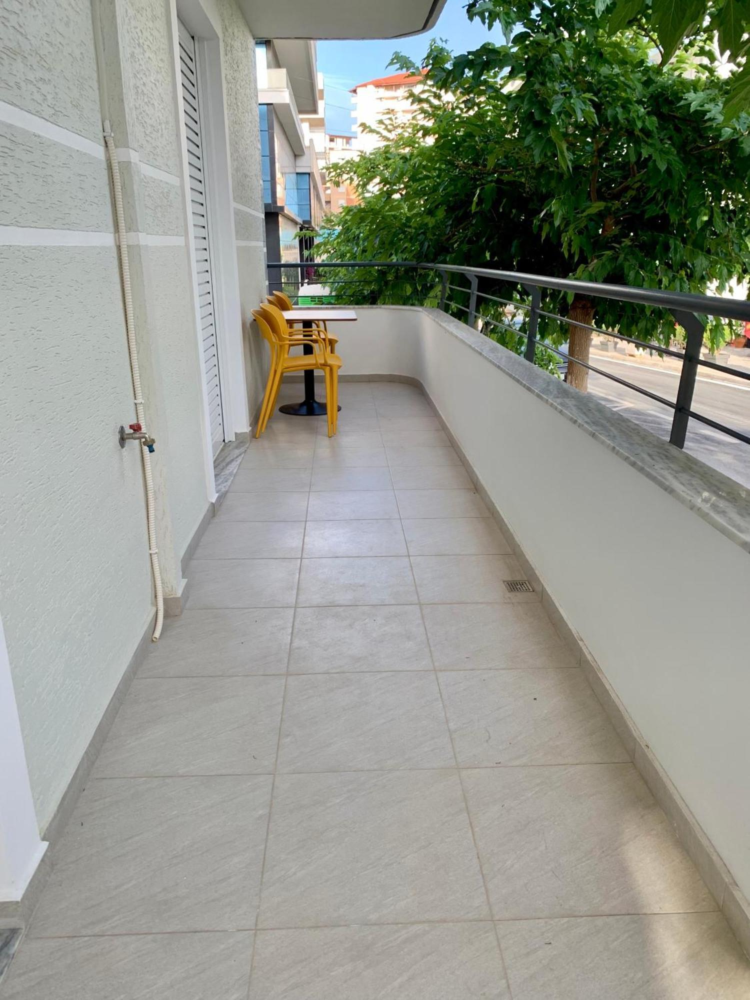 Maxus Apts Sarandë Exterior foto