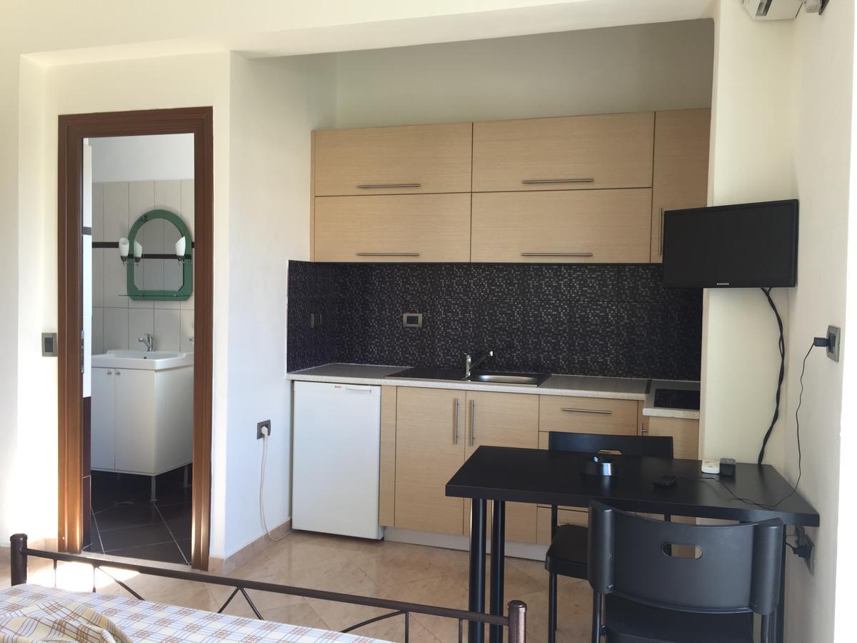 Maxus Apts Sarandë Exterior foto